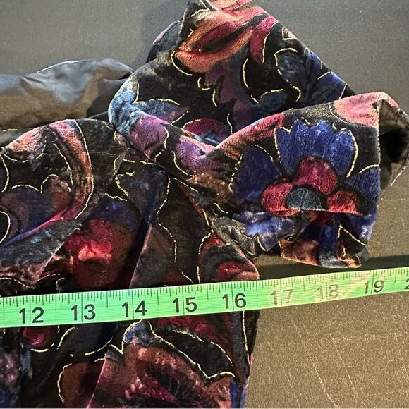 VNTG BURNOUT VELVET SCALLOP TRIM FITTED COTTAGECORE MINI DRESS BY STEPPIN’ OUT 9 - Picture 3 of 12